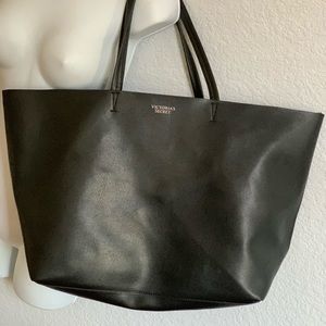 Victoria's Secret Bags - Victoria’s Secret tote Victoria's Secret Bags - Victoria’s Secret tote